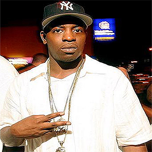 Uncle Murda ft. Waka Flocka Flame & Vado – New York City